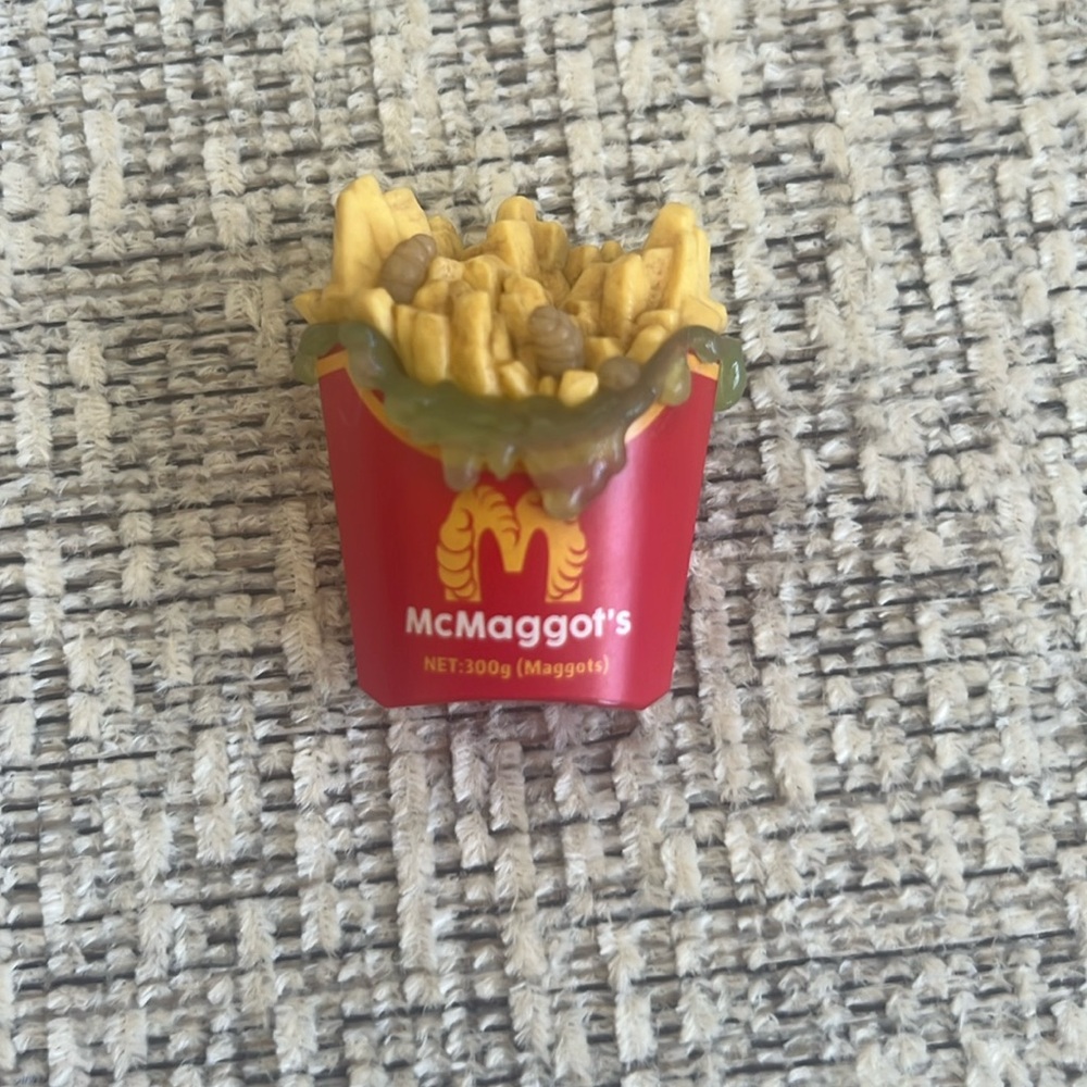Mega Gross Minis McMaggots *fries*